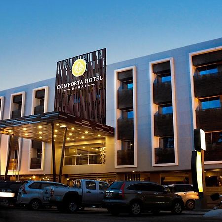 Hotel Comforta Dumai Bagian luar foto