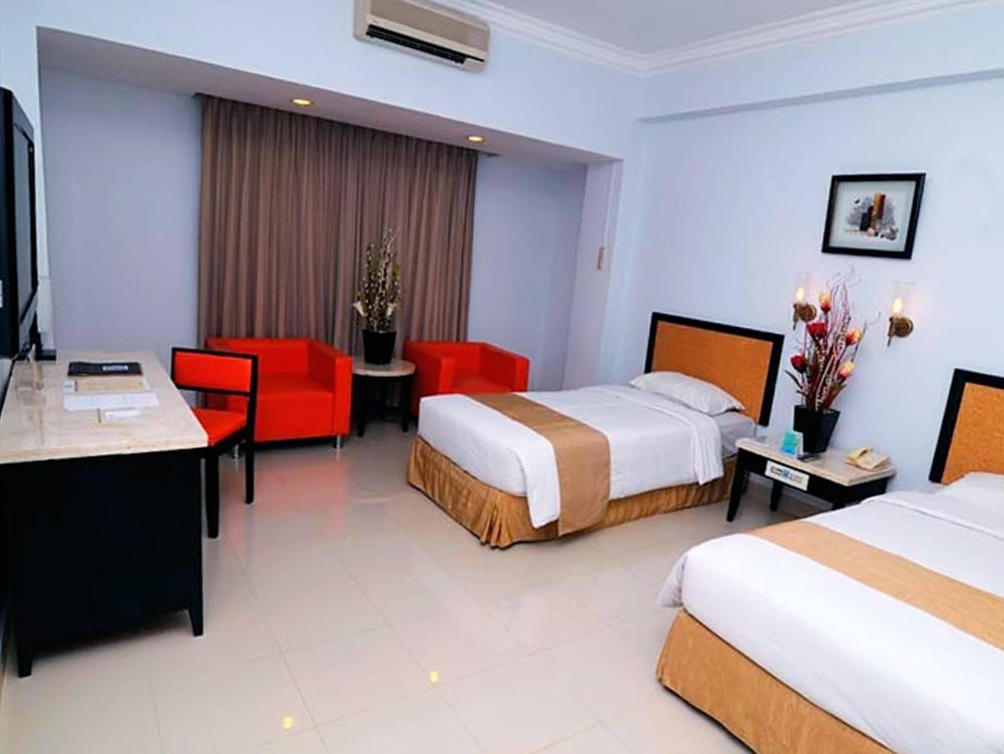 Hotel Comforta Dumai Bagian luar foto